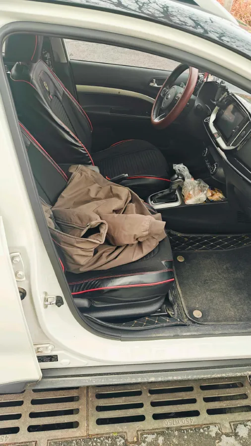 2021 Kia KX1 1.4L 100HP L4 6AT,autocango,china used car exporter,china ev exporter,chinese used car exporter,chinese used ev exporter