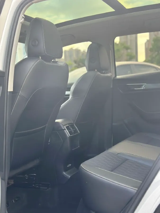 2019 Chevrolet Malibu XL 1.3T 165HP L3 CVT,autocango,china used car exporter,china ev exporter,chinese used car exporter,chinese used ev exporter