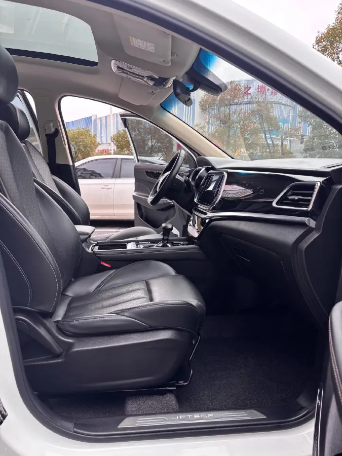 2019 Jetour X90 1.5T 147HP L4 8AT,autocango,china used car exporter,china ev exporter,chinese used car exporter,chinese used ev exporter