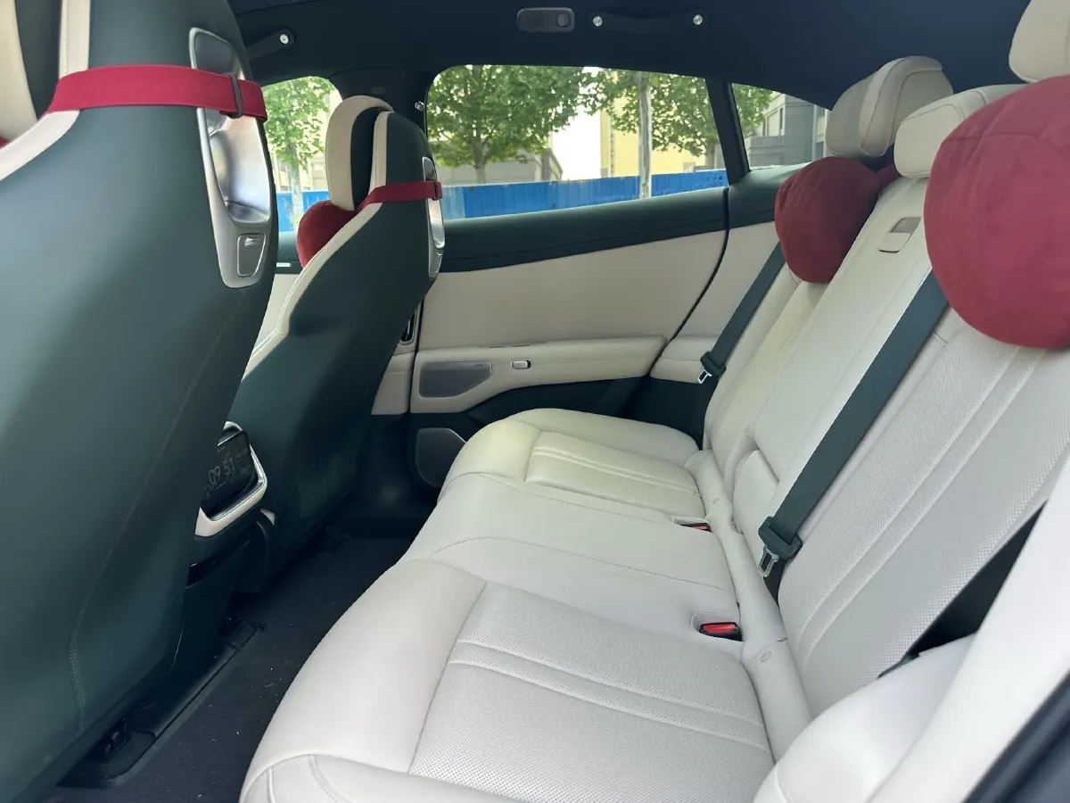 2025 MI YU7 BEV 96.3KWH,autocango,china used car exporter,china ev exporter,chinese used car exporter,chinese used ev exporter