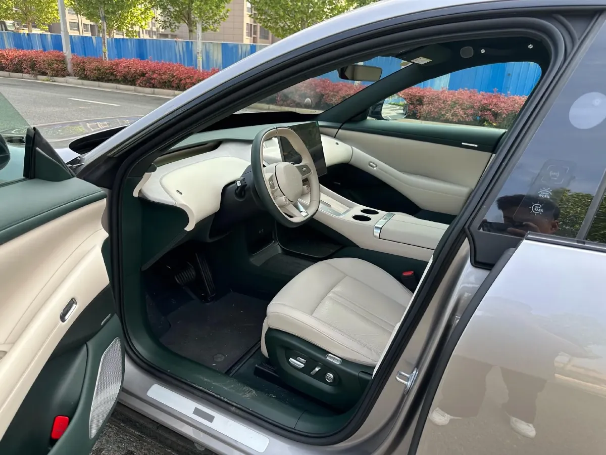 2025 MI YU7 BEV 96.3KWH,autocango,china used car exporter,china ev exporter,chinese used car exporter,chinese used ev exporter