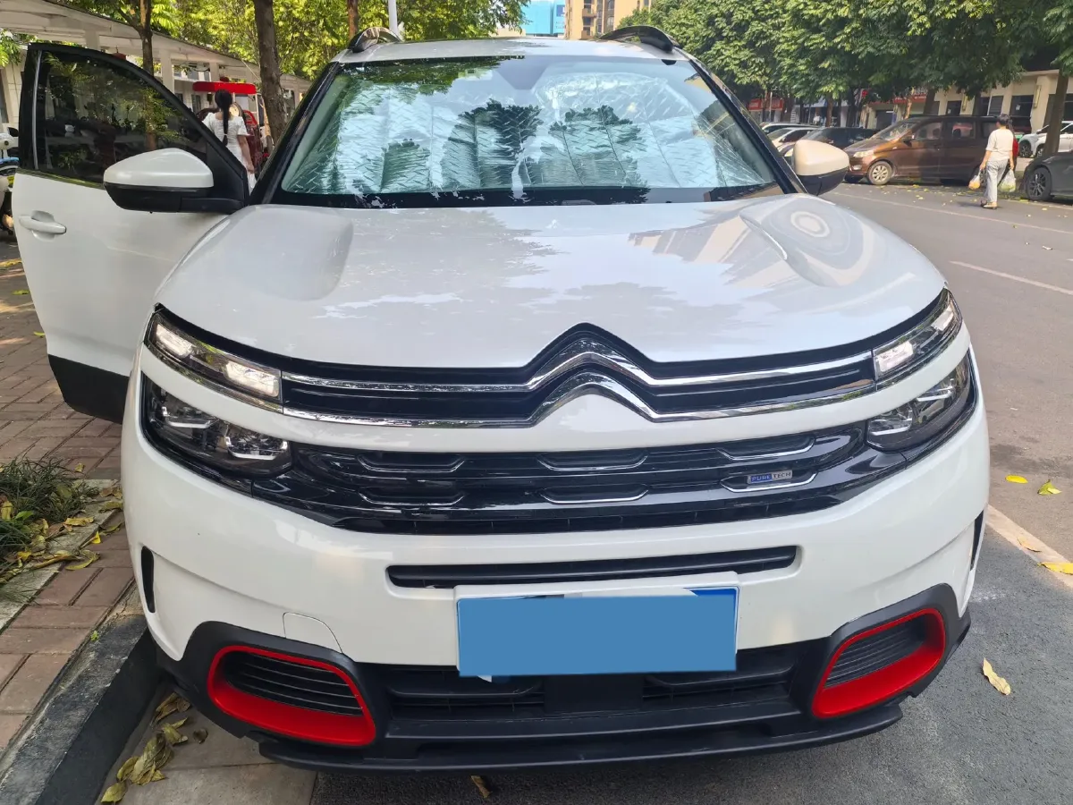 2020 Citroen C5 Aircross 1.6T 170HP L4 6AT,autocango,china used car exporter,china ev exporter,chinese used car exporter,chinese used ev exporter