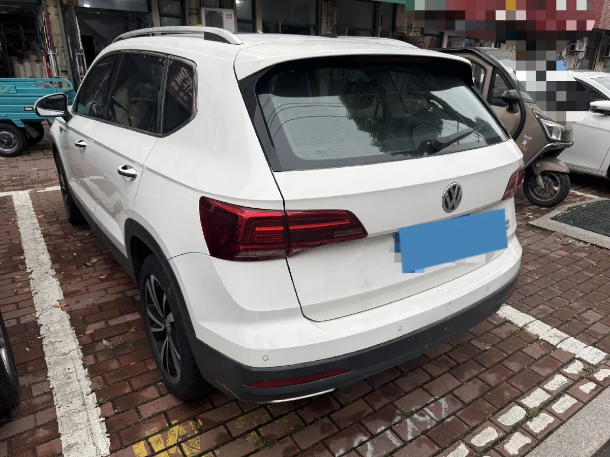 2019 MINI MINI 1.5T 102HP L3 7DCT,autocango,china used car exporter,china ev exporter,chinese used car exporter,chinese used ev exporter