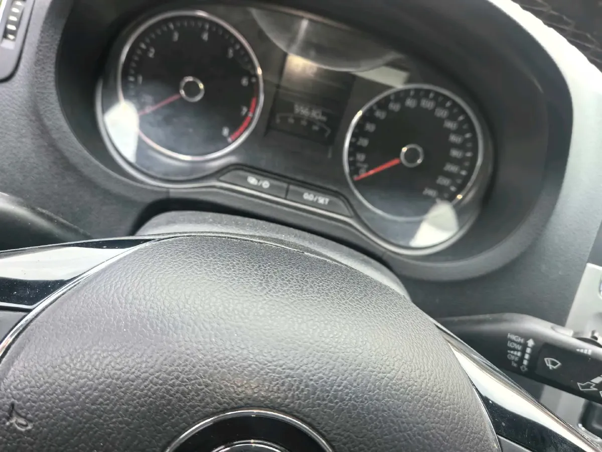 2016 Volkswagen Polo 1.6L 110HP L4 6AT,autocango,china used car exporter,china ev exporter,chinese used car exporter,chinese used ev exporter