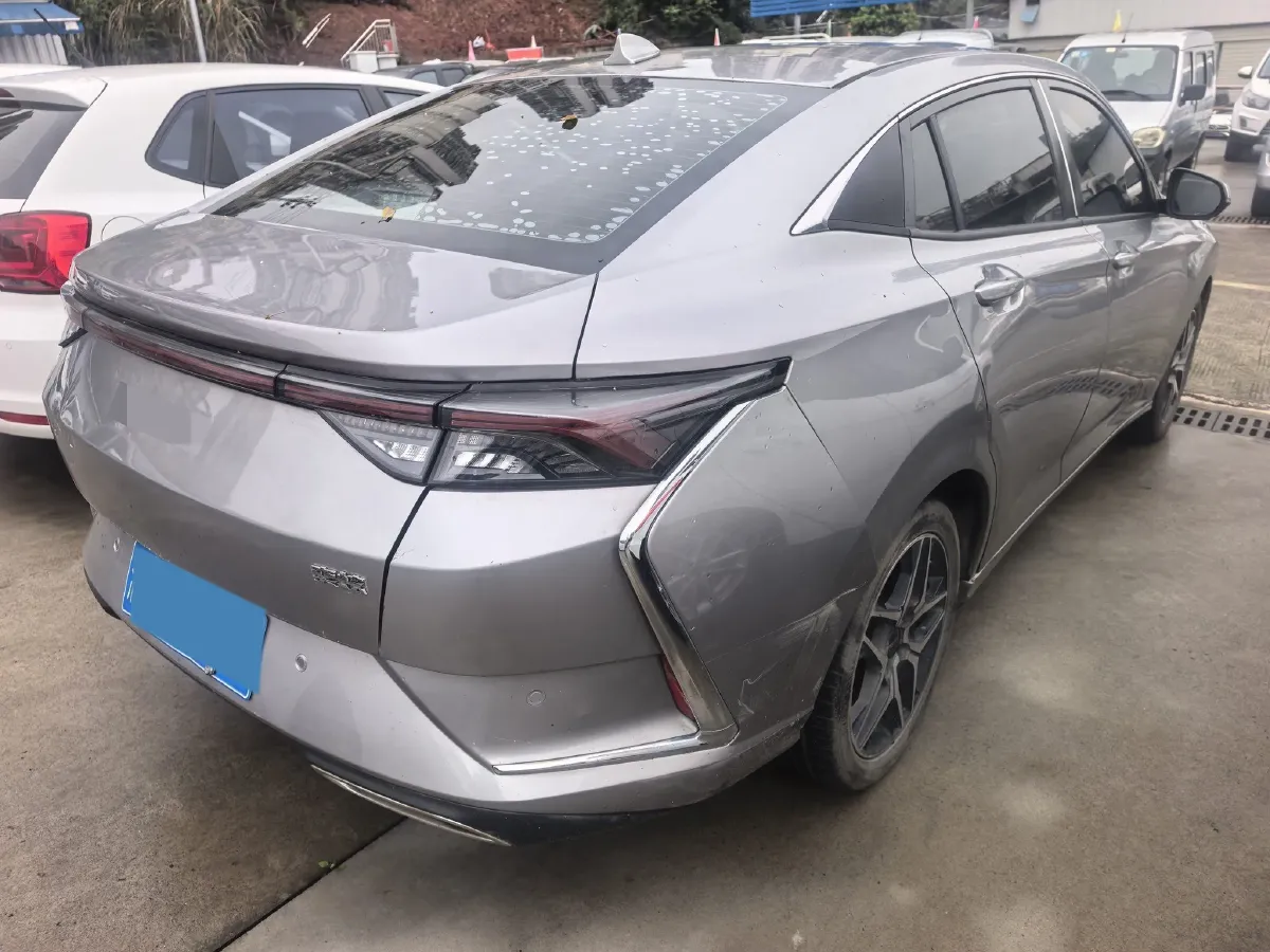 2021 DongFeng Aeolus YiXuan 1.5T 150HP L4 6DCT,autocango,china used car exporter,china ev exporter,chinese used car exporter,chinese used ev exporter
