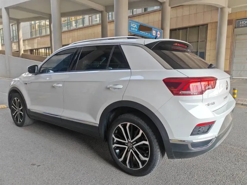 2022 Volkswagen T-Roc 1.4T 150HP L4 7DCT,autocango,china used car exporter,china ev exporter,chinese used car exporter,chinese used ev exporter