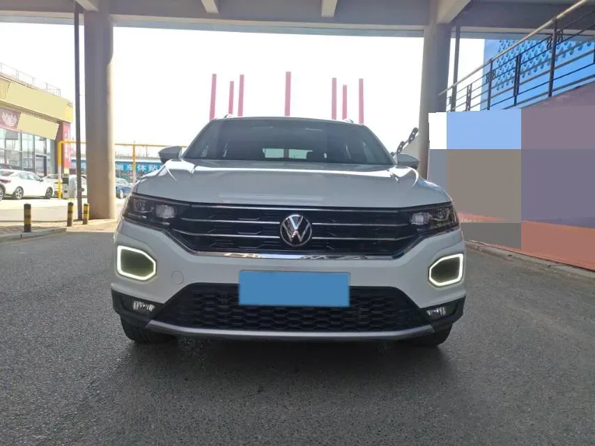 2022 Volkswagen T-Roc 1.4T 150HP L4 7DCT,autocango,china used car exporter,china ev exporter,chinese used car exporter,chinese used ev exporter