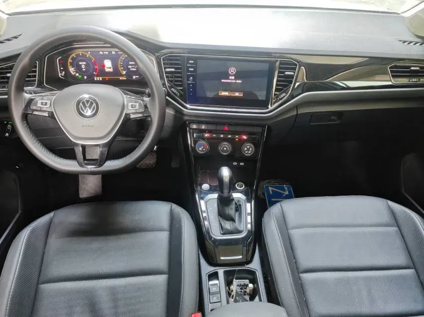 2022 Volkswagen T-Roc 1.4T 150HP L4 7DCT,autocango,china used car exporter,china ev exporter,chinese used car exporter,chinese used ev exporter