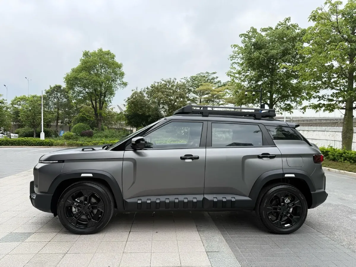 2025 Geely Cowboy 1.5T 181HP L4 7DCT,autocango,china used car exporter,china ev exporter,chinese used car exporter,chinese used ev exporter