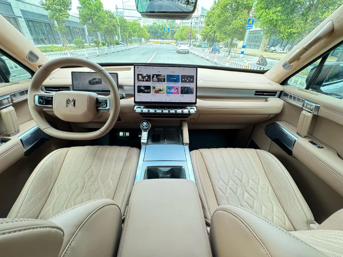 2025 BMW 3 Series 2.0T 245HP L4 8AT,autocango,china used car exporter,china ev exporter,chinese used car exporter,chinese used ev exporter