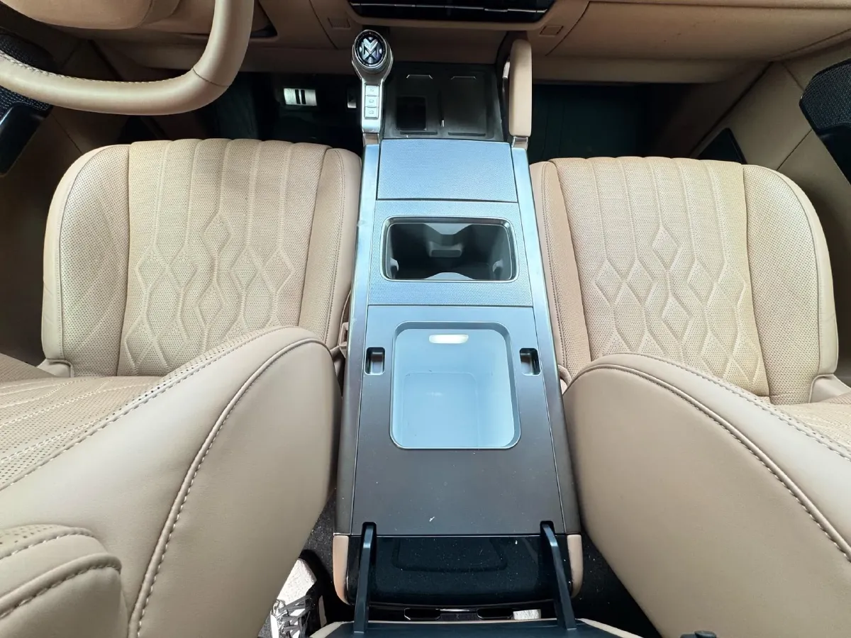 2025 BMW 3 Series 2.0T 245HP L4 8AT,autocango,china used car exporter,china ev exporter,chinese used car exporter,chinese used ev exporter