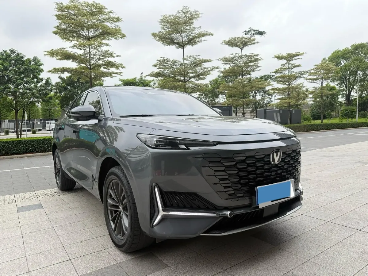 2024 ChangAn UNI-K 2.0T 233HP L4 8AT,autocango,china used car exporter,china ev exporter,chinese used car exporter,chinese used ev exporter