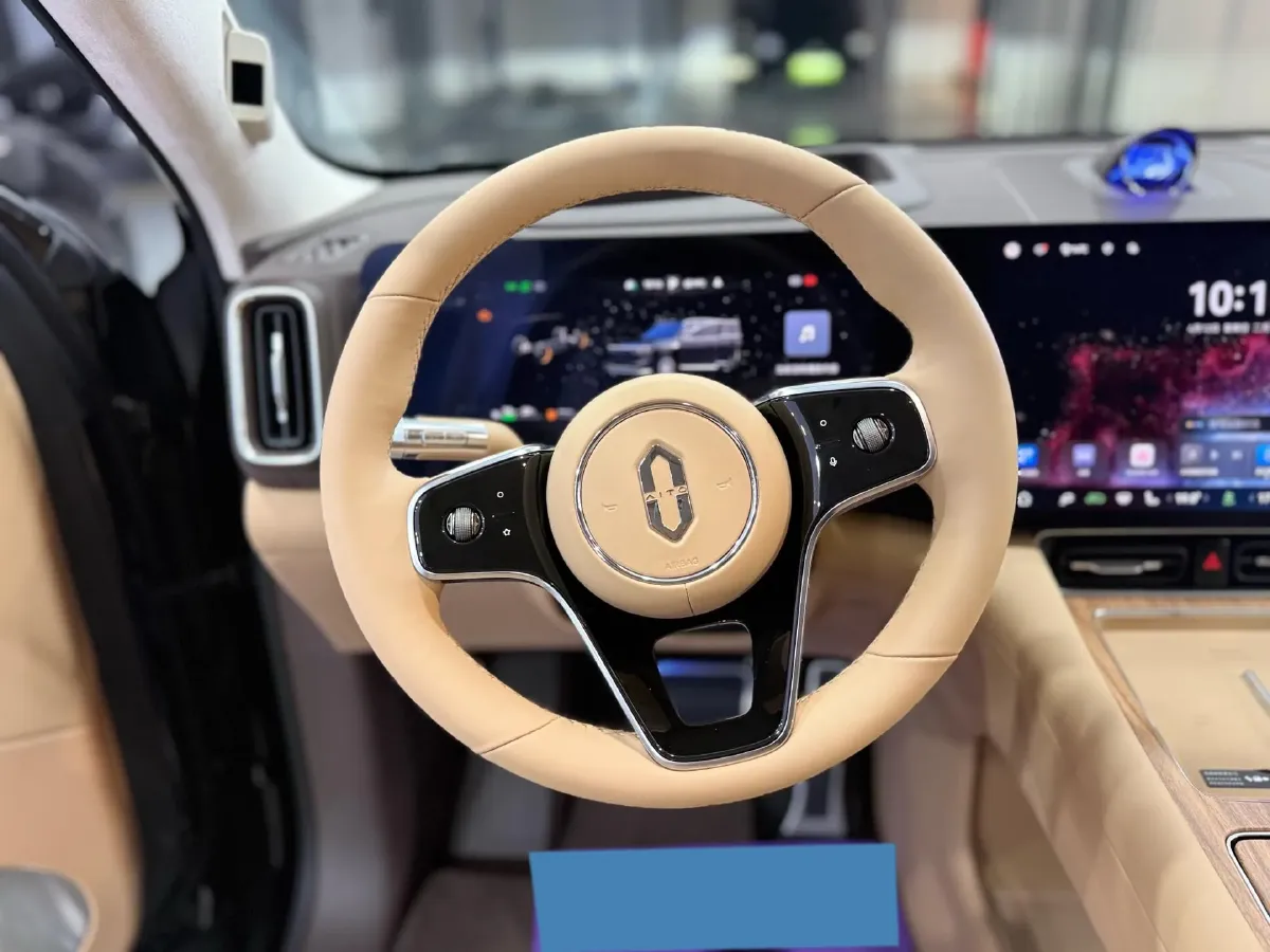 2025 AITO AITO M8 REEV 160HP REEV 53.4KWH,autocango,china used car exporter,china ev exporter,chinese used car exporter,chinese used ev exporter