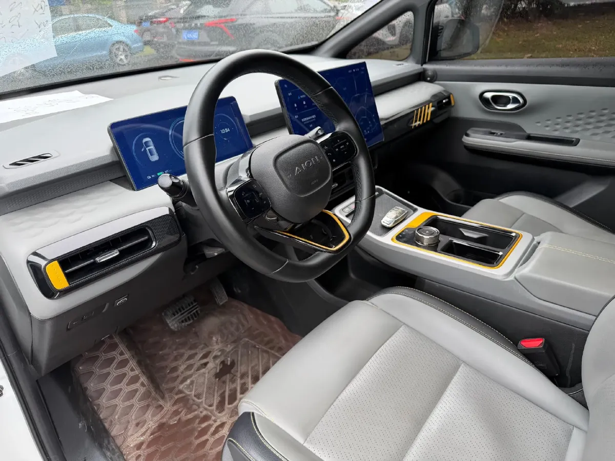 2022 Geely Okavango 1.8T 184HP L4 7DCT,autocango,china used car exporter,china ev exporter,chinese used car exporter,chinese used ev exporter