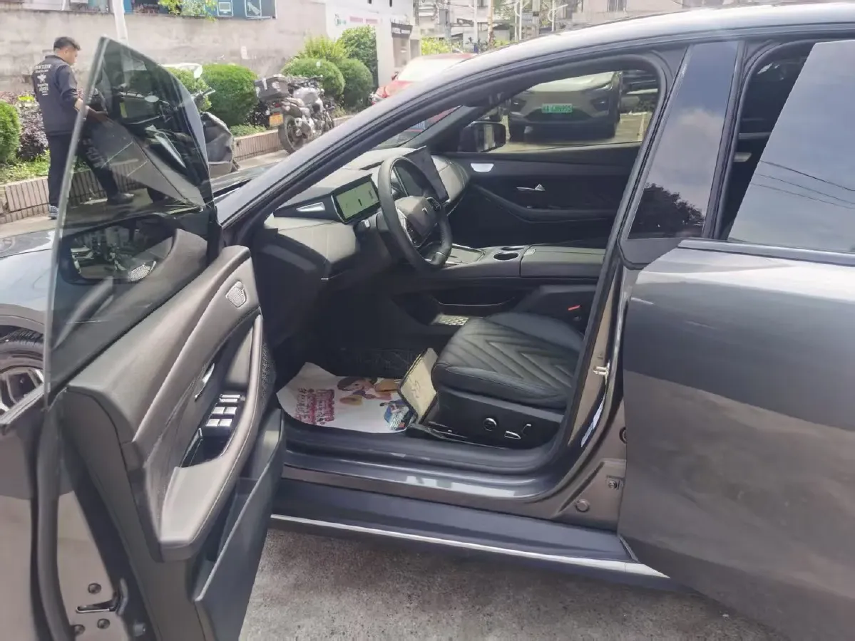 2023 Deepal SL03 1.5L 95HP L4 REEV 28.39KWH,autocango,china used car exporter,china ev exporter,chinese used car exporter,chinese used ev exporter