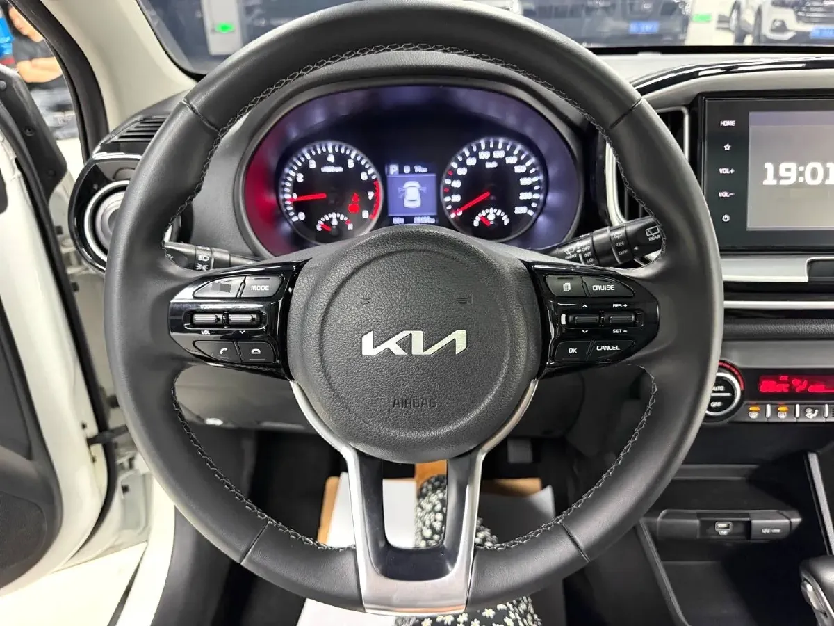 2021 Kia KX1 1.4L 100HP L4 CVT,autocango,china used car exporter,china ev exporter,chinese used car exporter,chinese used ev exporter
