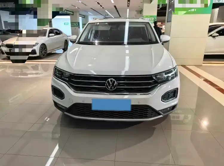 2022 Volkswagen T-Roc 1.4T 150HP L4 7DCT,autocango,china used car exporter,china ev exporter,chinese used car exporter,chinese used ev exporter