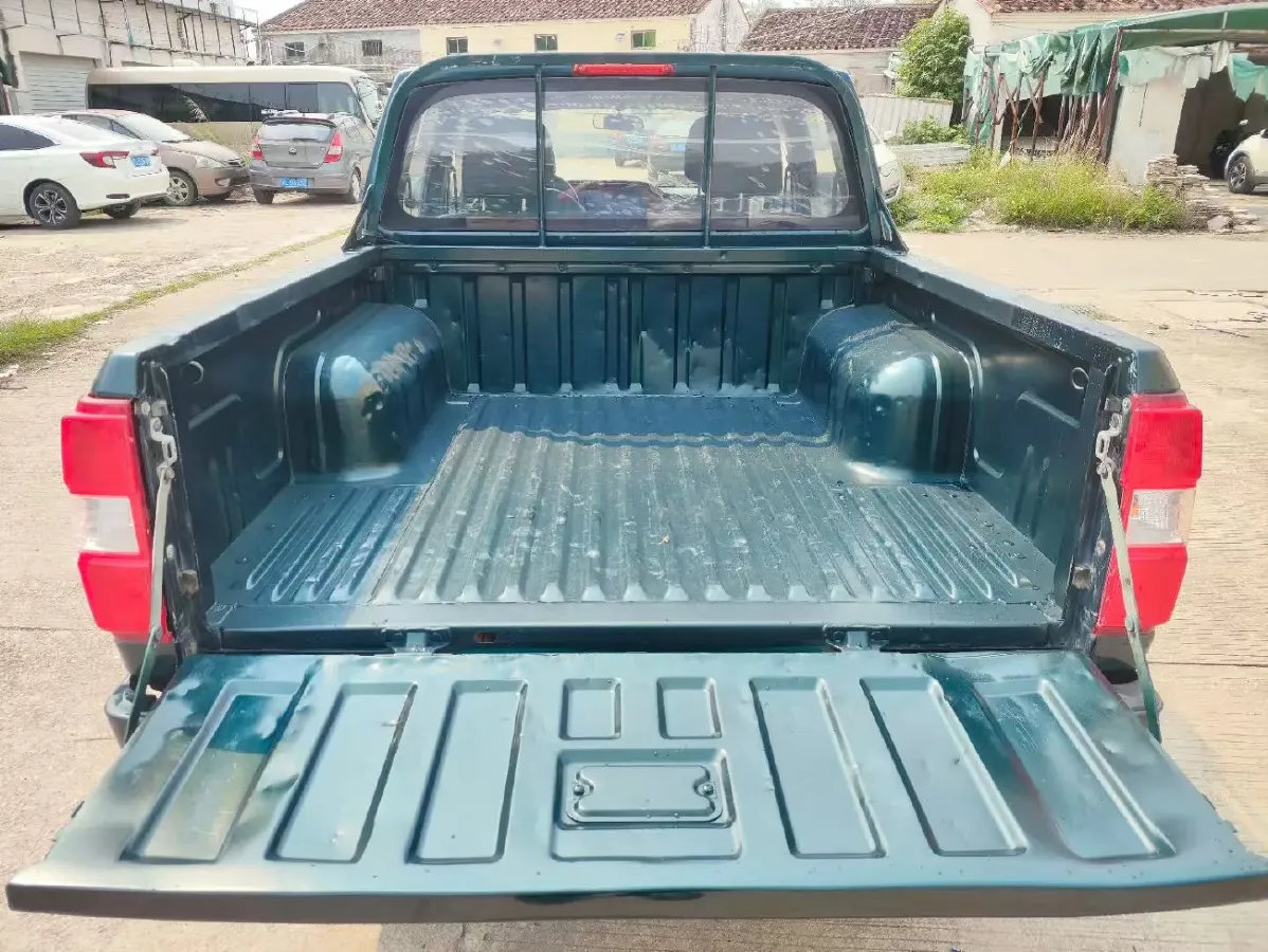 2021 Dongfeng RuiQi 2.4T 165HP L4 5MT,autocango,china used car exporter,china ev exporter,chinese used car exporter,chinese used ev exporter