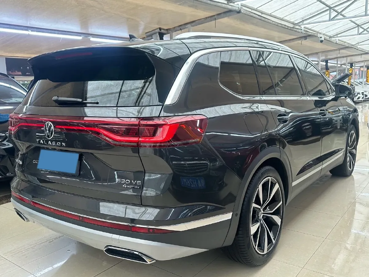 2022 Volkswagen Talagon 2.5T 299HP V6 7DCT,autocango,china used car exporter,china ev exporter,chinese used car exporter,chinese used ev exporter