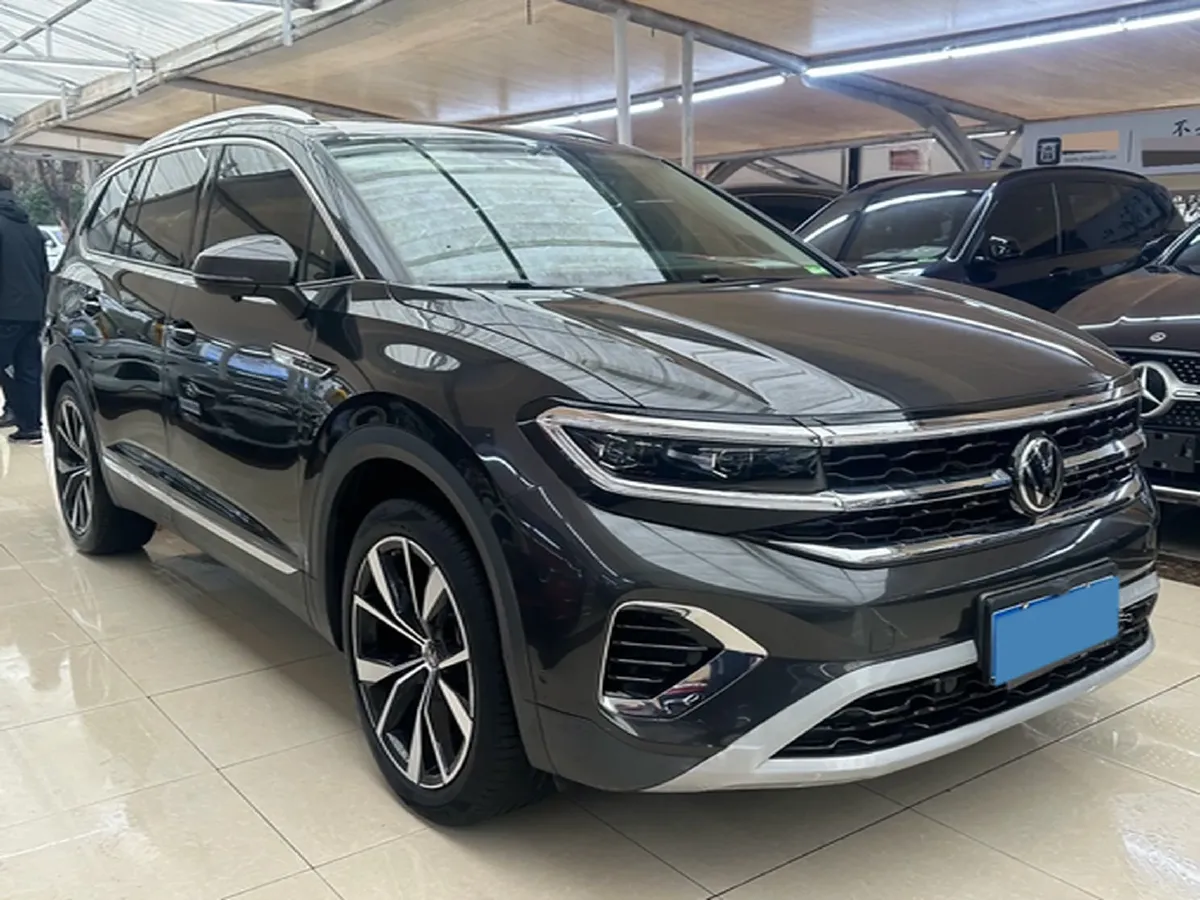 2022 Volkswagen Talagon 2.5T 299HP V6 7DCT,autocango,china used car exporter,china ev exporter,chinese used car exporter,chinese used ev exporter