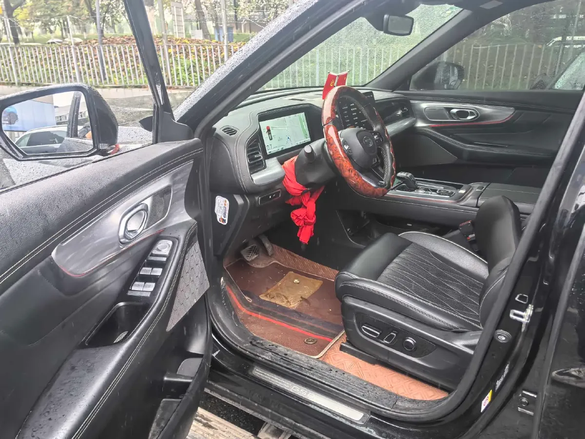 2022 GAC Trumpchi GS8 2.0T 252HP L4 8AT,autocango,china used car exporter,china ev exporter,chinese used car exporter,chinese used ev exporter