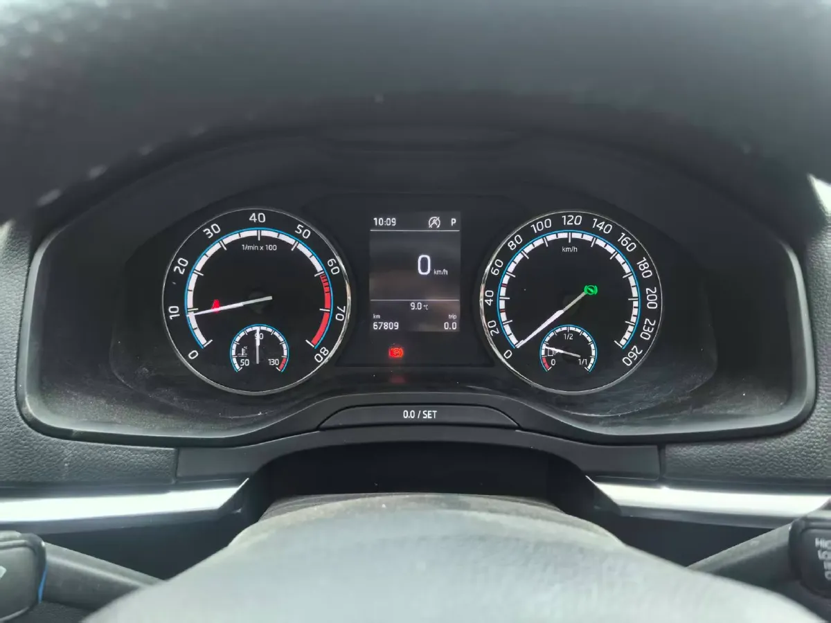 2019 Skoda Karoq 1.4T 150HP L4 7DCT,autocango,china used car exporter,china ev exporter,chinese used car exporter,chinese used ev exporter