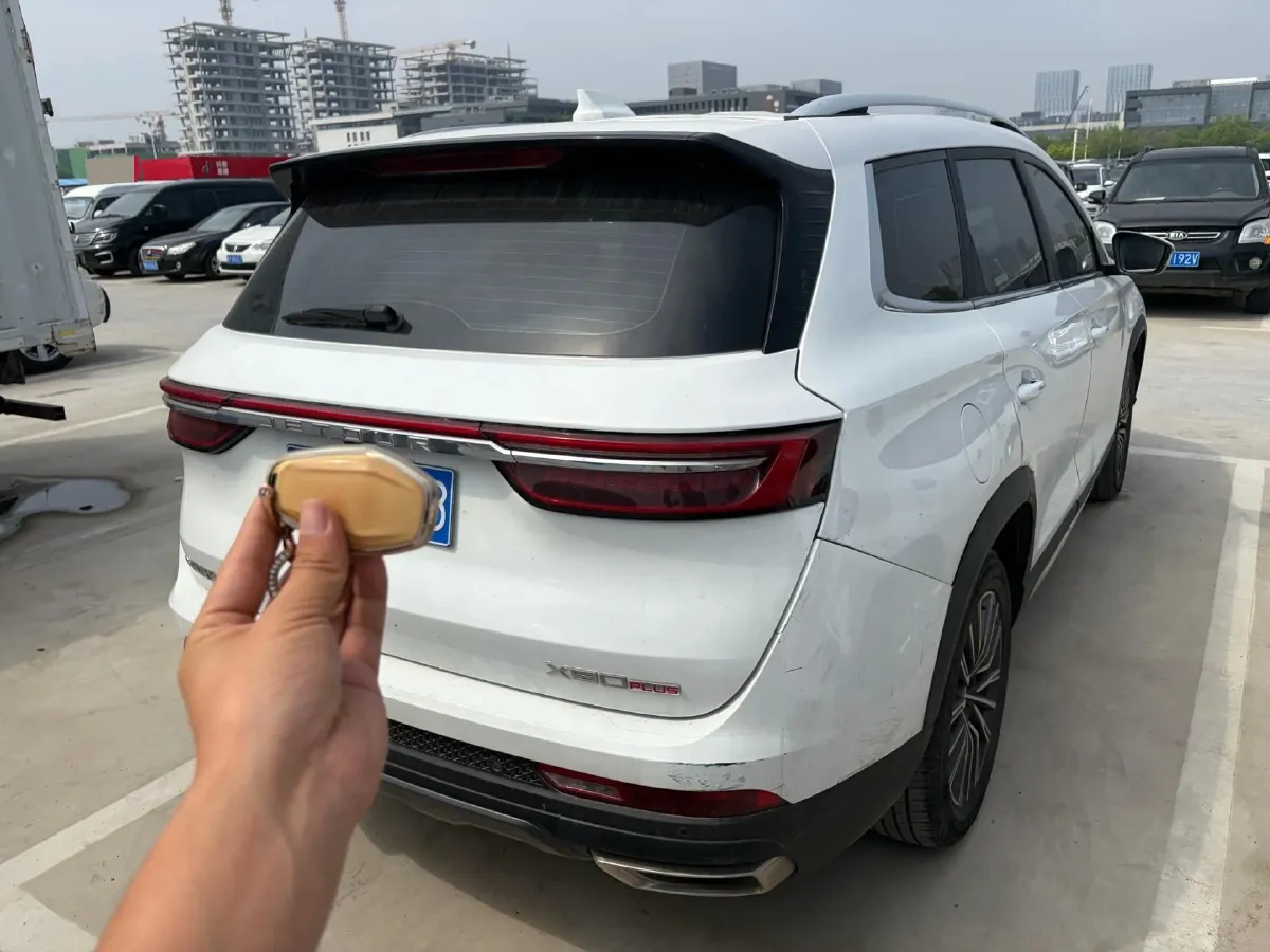 2021 Jetour X90 1.6T 197HP L4 7DCT,autocango,china used car exporter,china ev exporter,chinese used car exporter,chinese used ev exporter