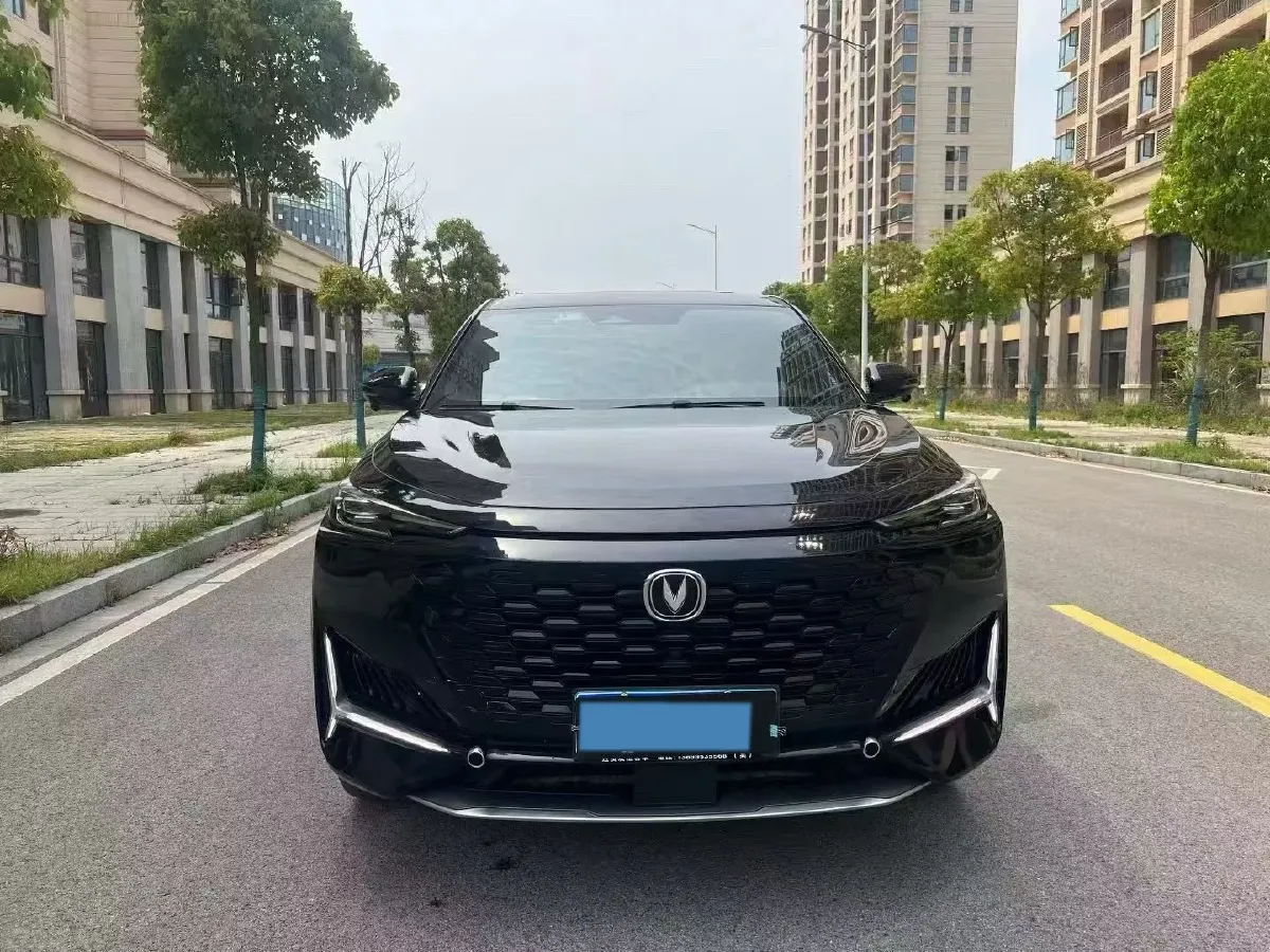 2021 ChangAn UNI-K 2.0T 233HP L4 8AT,autocango,china used car exporter,china ev exporter,chinese used car exporter,chinese used ev exporter