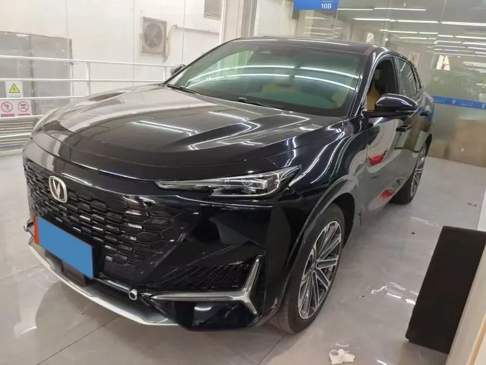 2021 ChangAn UNI-K 2.0T 233HP L4 8AT,autocango,china used car exporter,china ev exporter,chinese used car exporter,chinese used ev exporter