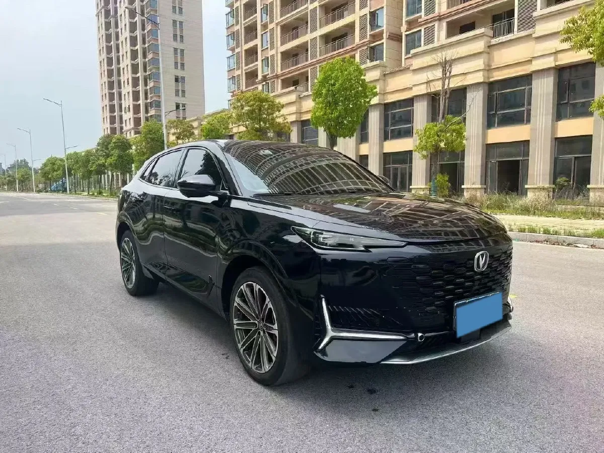 2021 ChangAn UNI-K 2.0T 233HP L4 8AT,autocango,china used car exporter,china ev exporter,chinese used car exporter,chinese used ev exporter