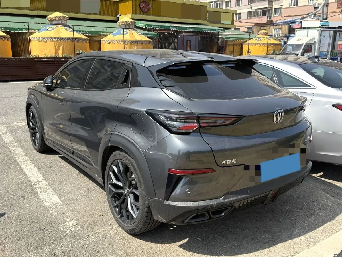 2022 ChangAn UNI-T 2.0T 233HP L4 8AT,autocango,china used car exporter,china ev exporter,chinese used car exporter,chinese used ev exporter