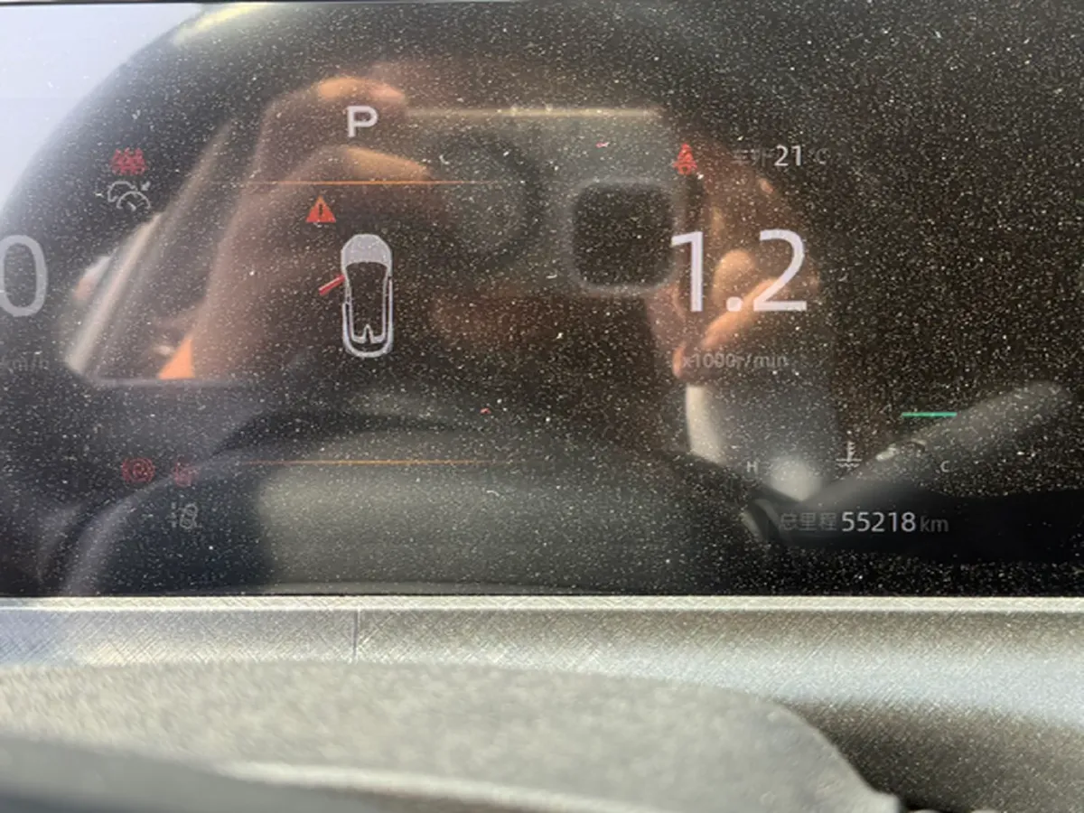 2022 ChangAn UNI-T 2.0T 233HP L4 8AT,autocango,china used car exporter,china ev exporter,chinese used car exporter,chinese used ev exporter