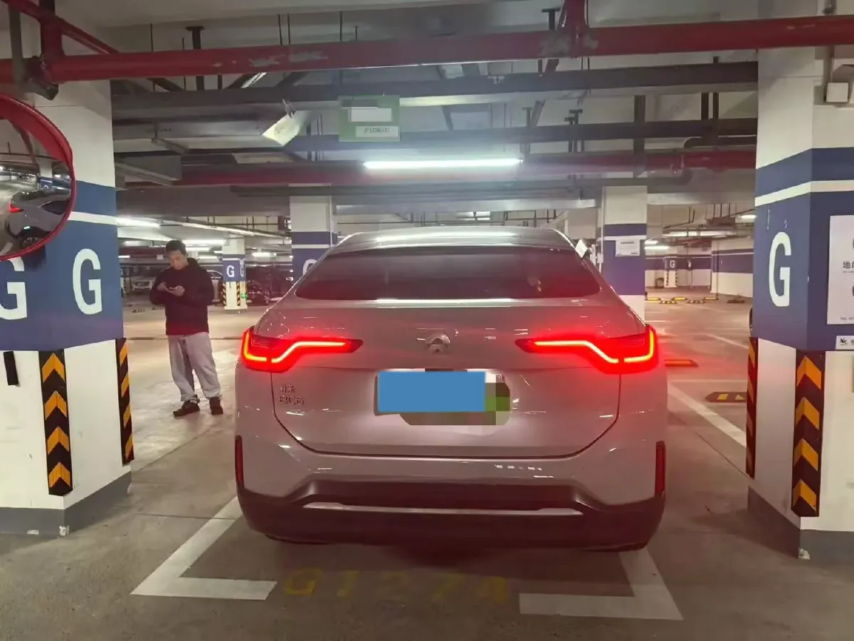 2020 NIO ES6 BEV 100KWH,autocango,china used car exporter,china ev exporter,chinese used car exporter,chinese used ev exporter