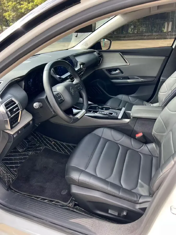 2022 Citroen C5 X 1.6T 175HP L4 8AT,autocango,china used car exporter,china ev exporter,chinese used car exporter,chinese used ev exporter