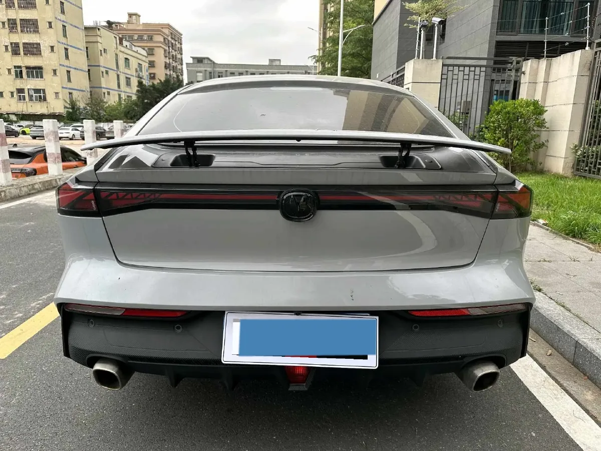 2022 ChangAn UNI-V 1.5T 188HP L4 7DCT,autocango,china used car exporter,china ev exporter,chinese used car exporter,chinese used ev exporter