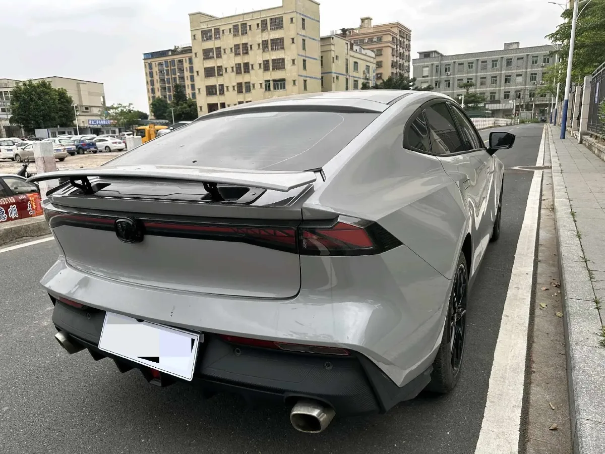 2022 ChangAn UNI-V 1.5T 188HP L4 7DCT,autocango,china used car exporter,china ev exporter,chinese used car exporter,chinese used ev exporter