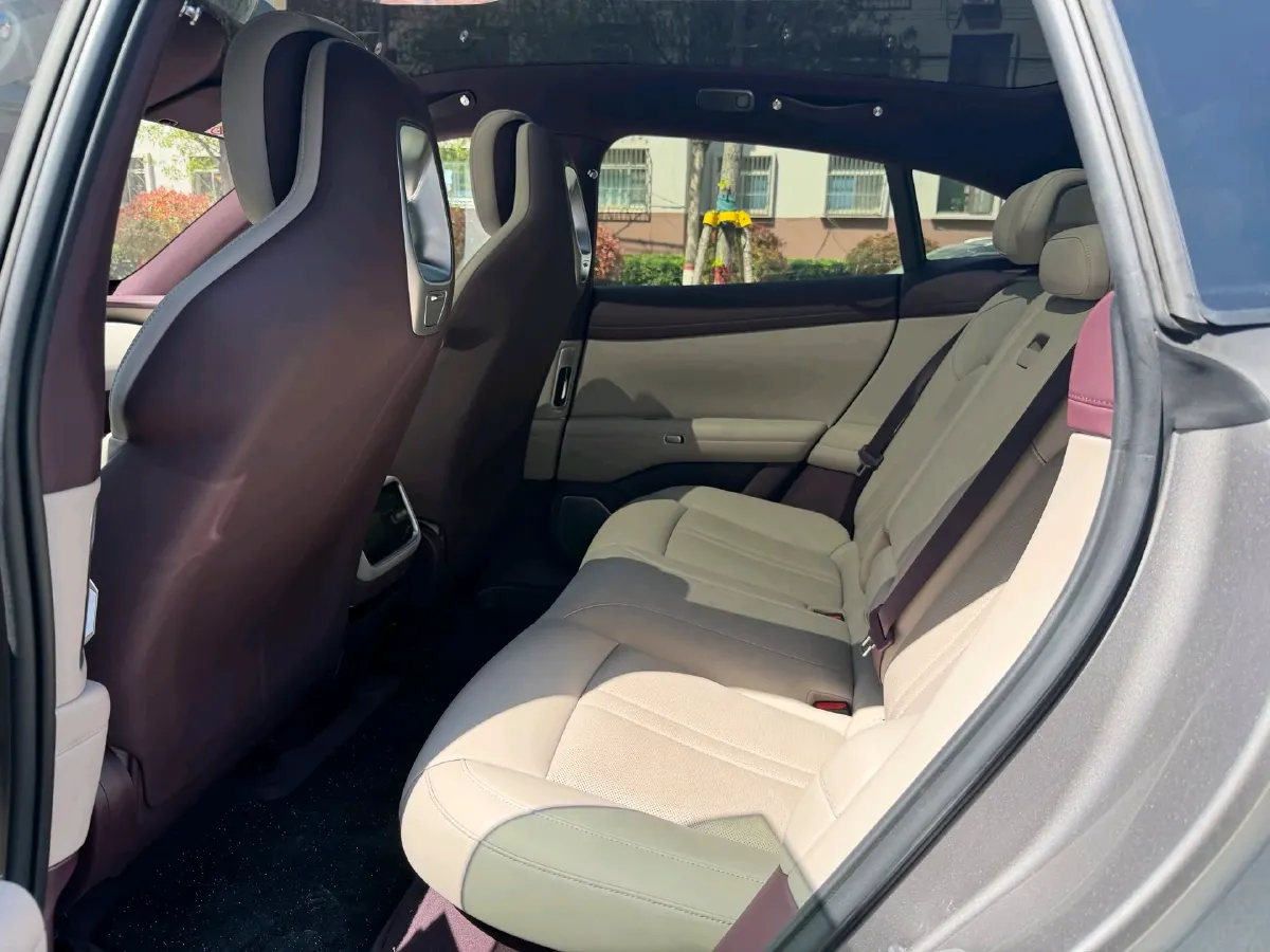 2025 MI YU7 BEV 96.3KWH,autocango,china used car exporter,china ev exporter,chinese used car exporter,chinese used ev exporter