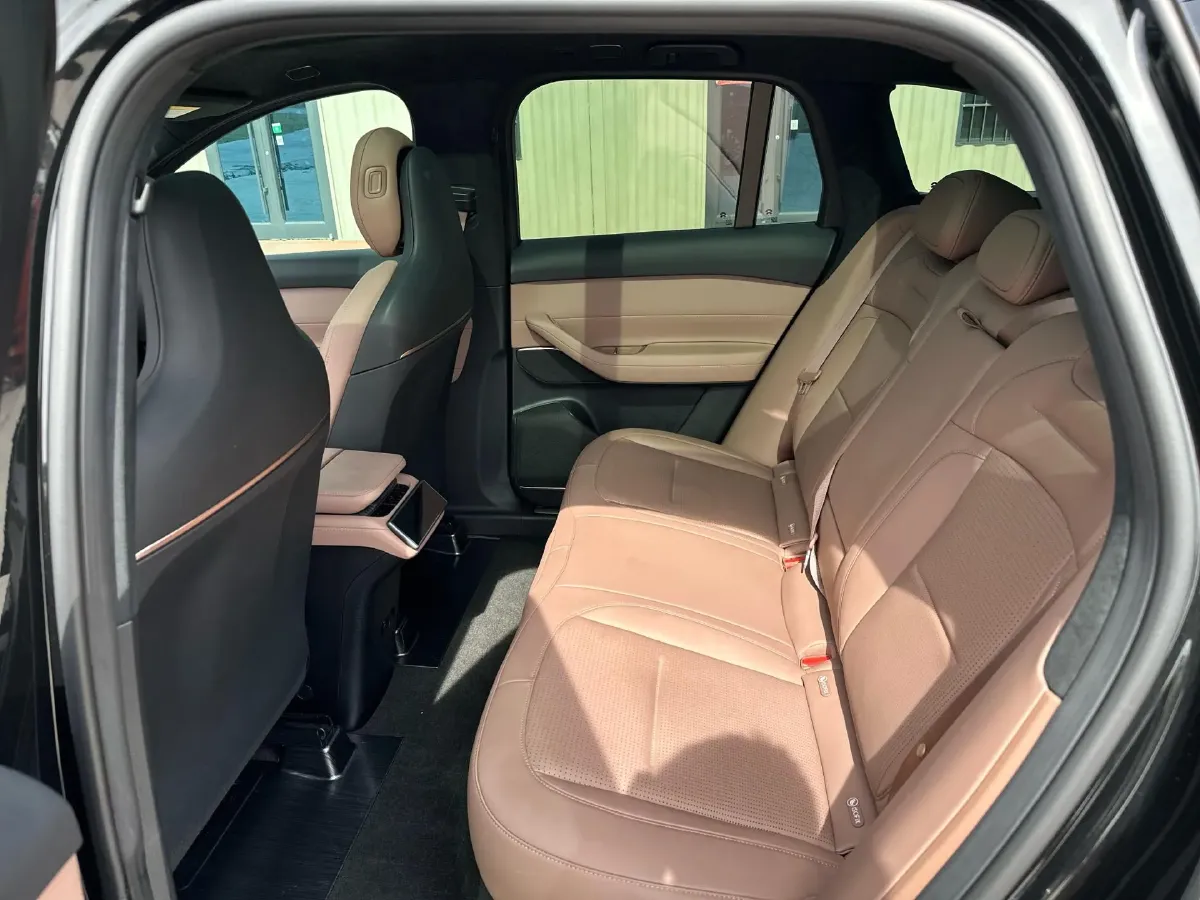 2024 NIO ES6 BEV 75KWH,autocango,china used car exporter,china ev exporter,chinese used car exporter,chinese used ev exporter