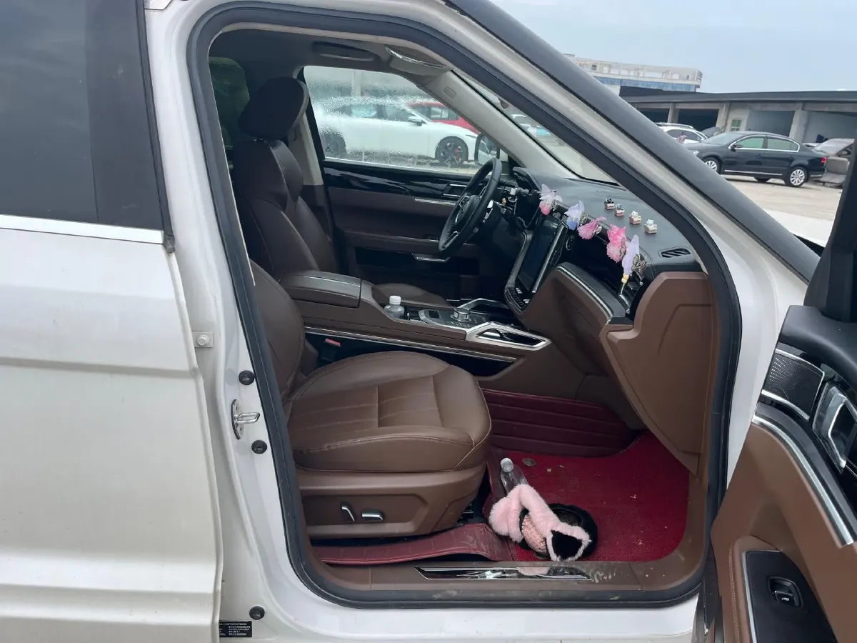 2018 Zotye T700 1.8T 177HP L4 6DCT,autocango,china used car exporter,china ev exporter,chinese used car exporter,chinese used ev exporter