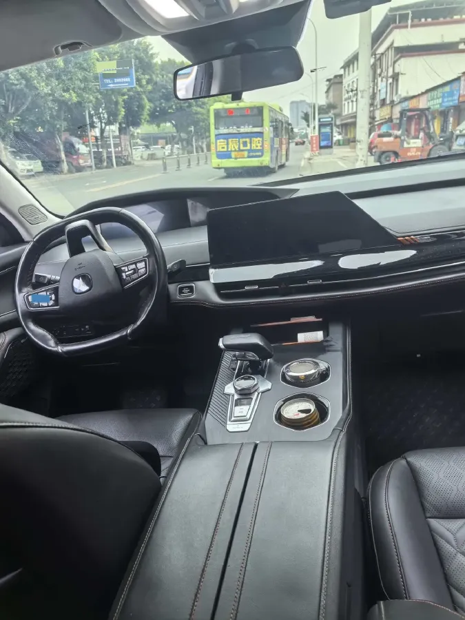 2021 ChangAn UNI-K 2.0T 233HP L4 8AT,autocango,china used car exporter,china ev exporter,chinese used car exporter,chinese used ev exporter