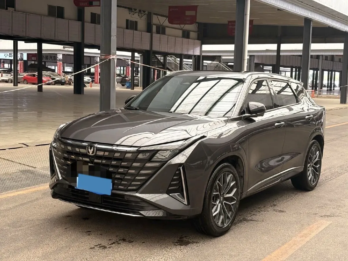 2025 ChangAn UNI-Z 1.5T 188HP L4 7DCT,autocango,china used car exporter,china ev exporter,chinese used car exporter,chinese used ev exporter