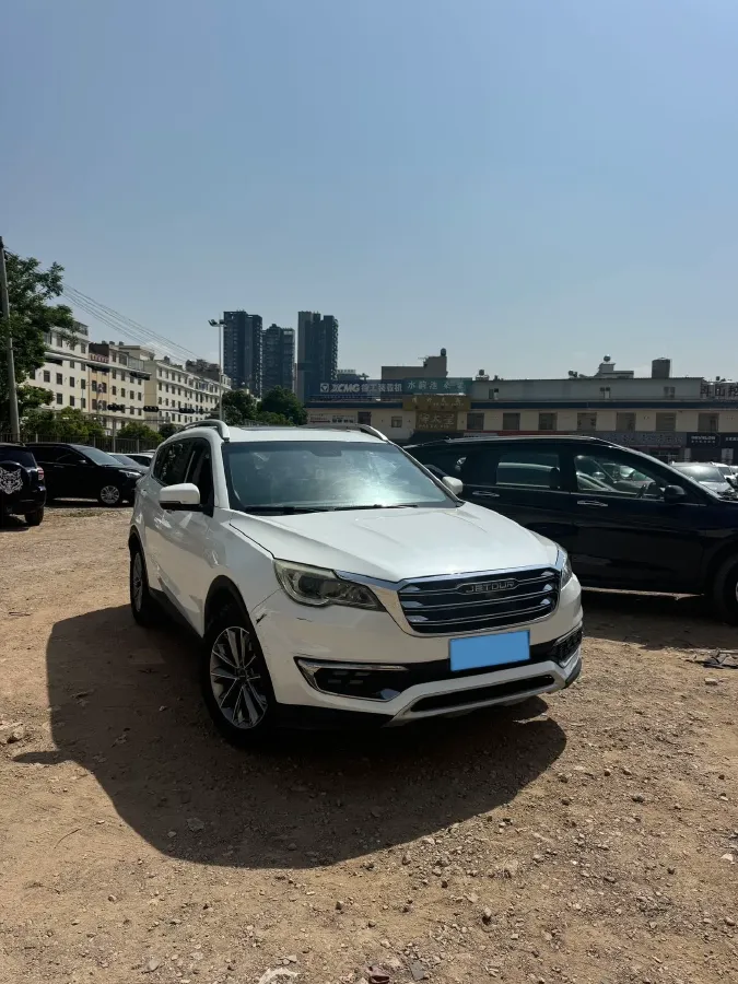2018 SWM X7 1.8L 137HP L4 5MT,autocango,china used car exporter,china ev exporter,chinese used car exporter,chinese used ev exporter