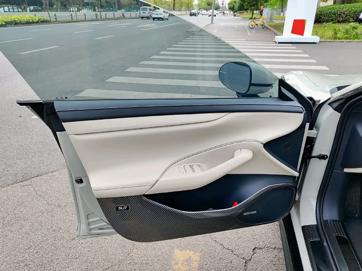 2024 MI SU7 BEV 94.3KWH,autocango,china used car exporter,china ev exporter,chinese used car exporter,chinese used ev exporter