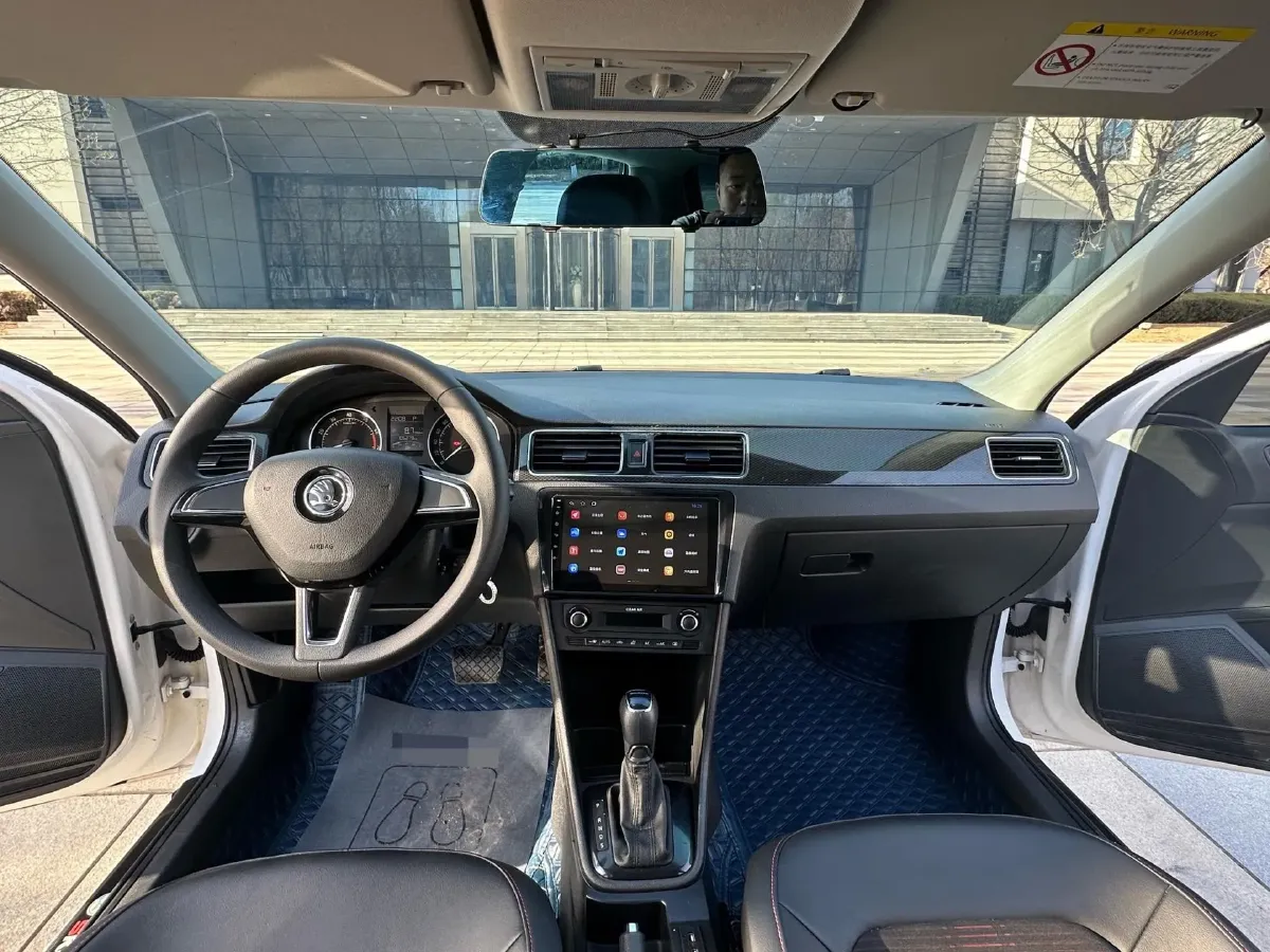 2016 Skoda Rapid Spaceback 1.6L 110HP L4 6AT,autocango,china used car exporter,china ev exporter,chinese used car exporter,chinese used ev exporter