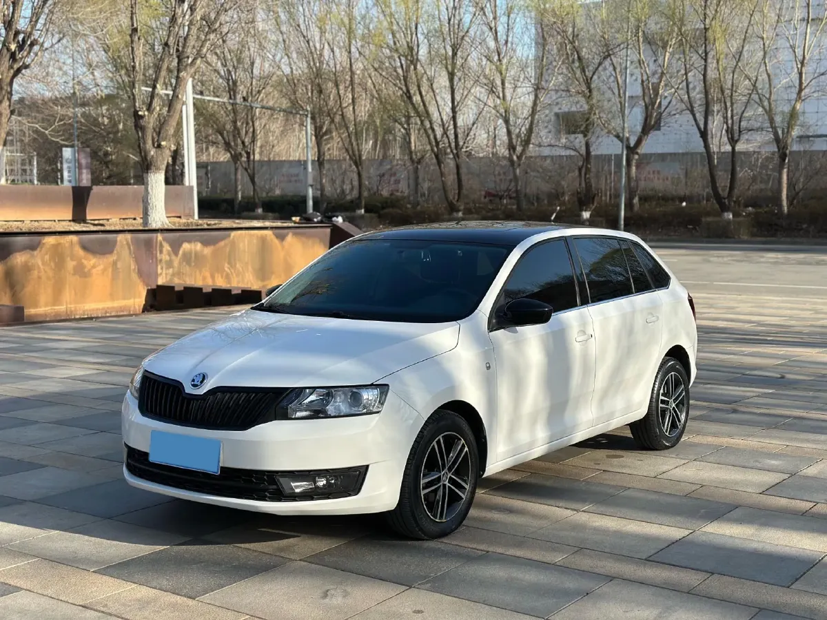 2016 Skoda Rapid Spaceback 1.6L 110HP L4 6AT,autocango,china used car exporter,china ev exporter,chinese used car exporter,chinese used ev exporter