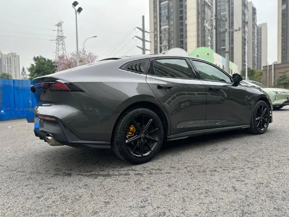 2022 ChangAn UNI-V 1.5T 188HP L4 7DCT,autocango,china used car exporter,china ev exporter,chinese used car exporter,chinese used ev exporter