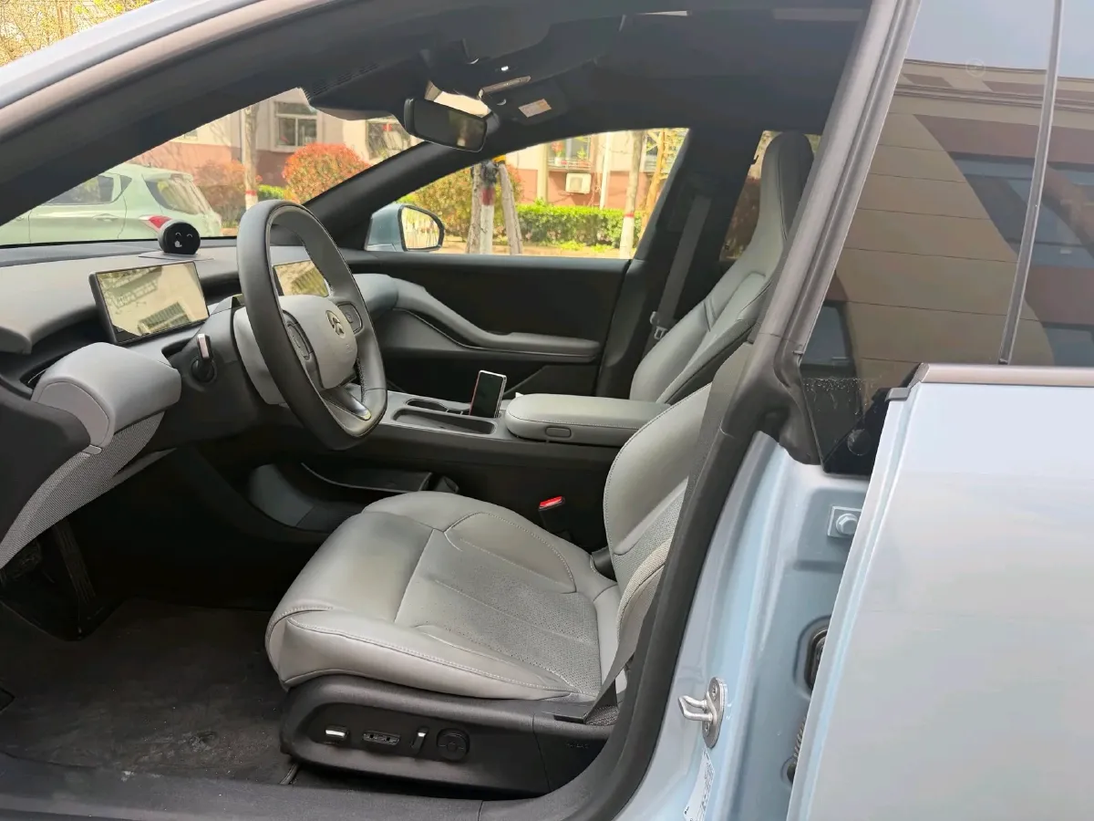 2024 NIO ET5T BEV 75KWH,autocango,china used car exporter,china ev exporter,chinese used car exporter,chinese used ev exporter