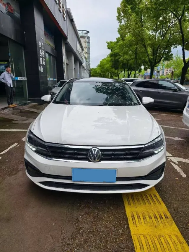 2019 Volkswagen Lamando 1.4T 131HP L4 7DCT,autocango,china used car exporter,china ev exporter,chinese used car exporter,chinese used ev exporter