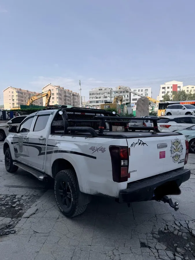 2020 Isuzu LingTuo 2.5T 150HP L4 6MT,autocango,china used car exporter,china ev exporter,chinese used car exporter,chinese used ev exporter