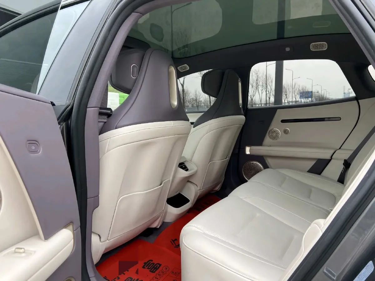 2025 Avatr 06 REEV 156HP REEV,autocango,china used car exporter,china ev exporter,chinese used car exporter,chinese used ev exporter